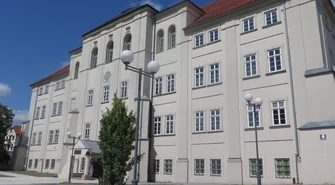 Ranking liceów ogólnokształcących 2020. &#8222;Chrobry&#8221; i III LO z Piotrkowa w dół