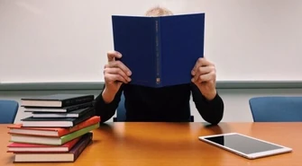 Przygotowują materiały do próbnego egzaminu ósmoklasisty