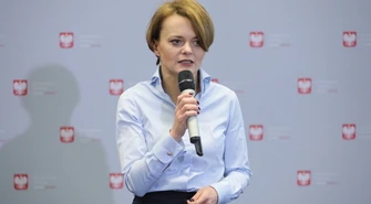 Emilewicz: nie przewidujemy wznowienia handlu w niedziele