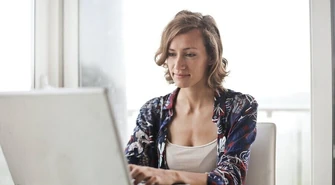 Jak wybrać darmowy program księgowy dla małych firm?