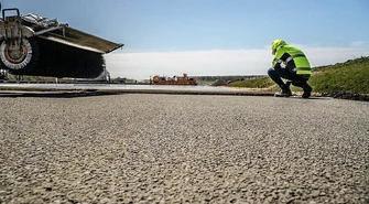 Na autostradzie A1 praca wre [wideo]