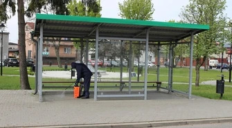 W Rozprzy odświeżyli przystanki