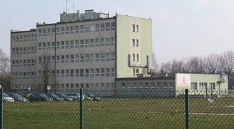 Pracownik piotrkowskiego szpitala zakażony koronawirusem