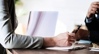 Urzędy powoli wracają do normalnego funkcjonowania