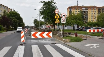 Drogowcy pracują na Belzackiej