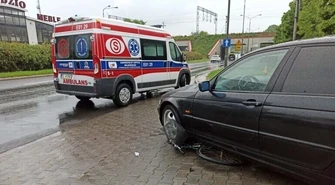Wypadek w al. Piłsudskiego. Ranna rowerzystka