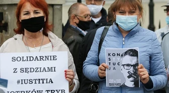 Poparcie dla sędziego. Wiec w Piotrkowie