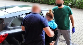 18-latka groziła nożem przypadkowo spotkanej kobiecie