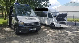 Niesprawny pojazd przewoził dzieci. Zatrzymała go ITD