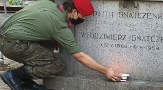 Cmentarz prawosławny w Piotrkowie: Harcerze zapalili "Płomień Braterstwa"