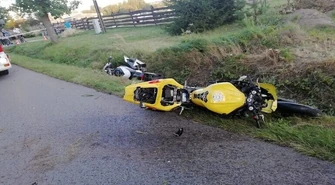 Śmiertelny wypadek w Gorzędowie. Motocyklista uderzył w ciężarówkę