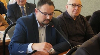 Nie chcą zdalnego głosowania, chcą dyskutować