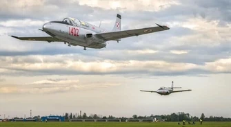 Mig i Iskry nad Piotrkowem