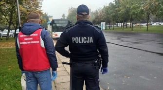Policja z sanepidem kontrolowała miejskie autobusy