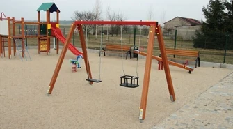Gmina Wola Krzysztoporska: W Poraju i Piekarach powstaną place zabaw z siłowniami