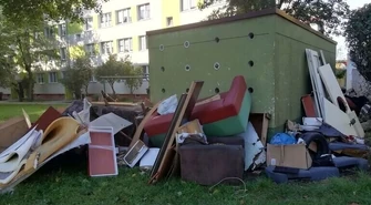 Wielkogabarytowy problem na piotrkowskich osiedlach