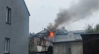 Pożar kamienicy na Starówce [wideo]