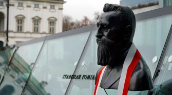 Popiersie wybitnego piotrkowianina przed Sądem Najwyższym