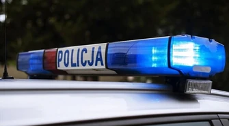 Chciał się powiesić. Policjant odciął linę