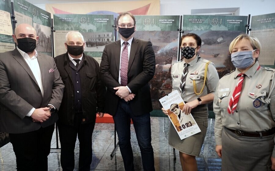 Harcerze z Wołynia obdarowani słodyczami