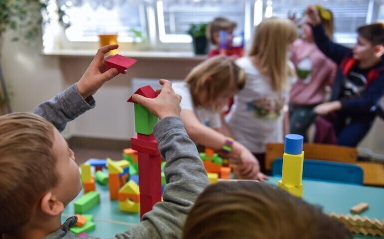 Semeniuk obostrzenia mogą być przedłużone o 10-14 dni od zakończenia ferii