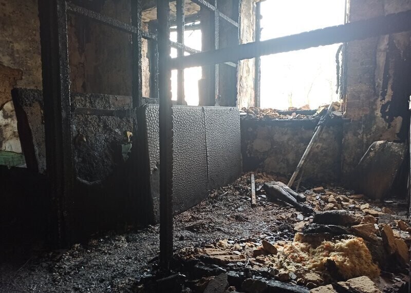 Groźny pożar kamienicy przy ul. Wiejskiej