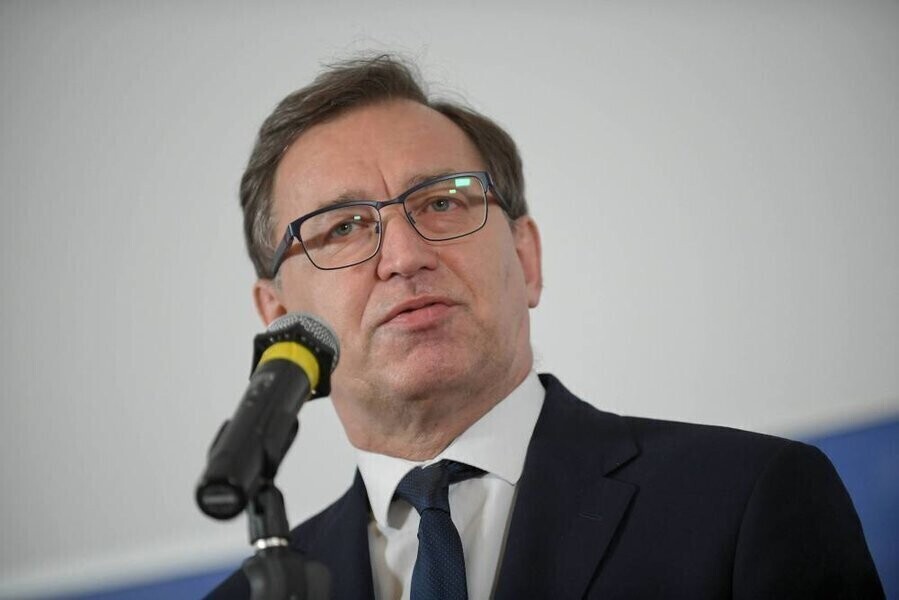 Szarek cenzura na Facebooku przyniosła filmowi IPN reklamę