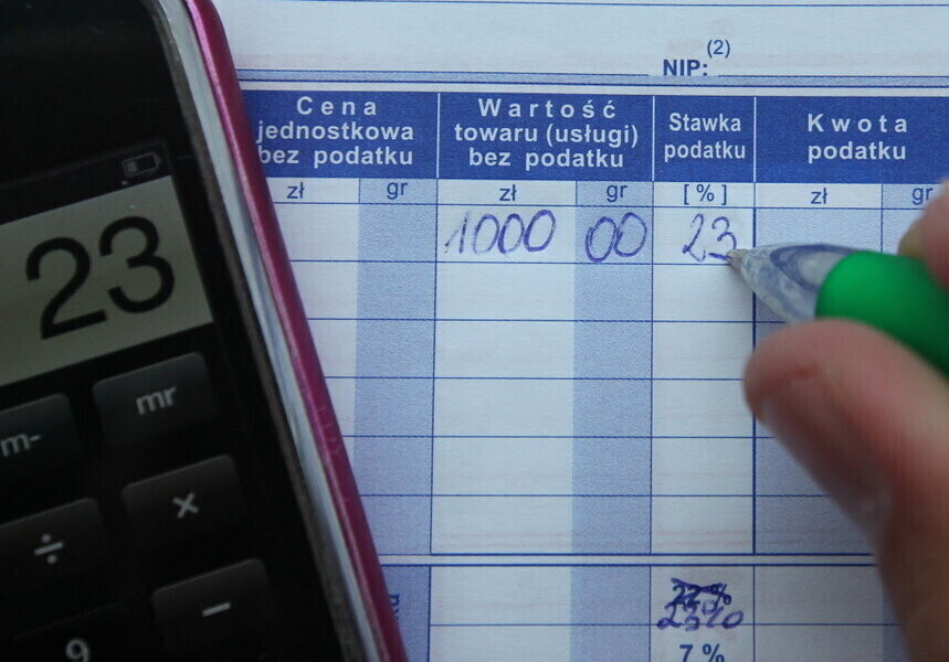 Badanie ponad jedna trzecia firm wystawia miesięcznie mniej faktur niż przed Covid-19