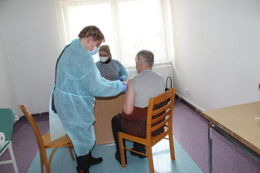 W gminie Grabica rozpoczęły się szczepienia przeciw COVID-19
