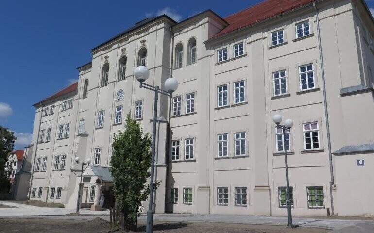 Ranking liceów ogólnokształcących 2021. Chrobry w górę