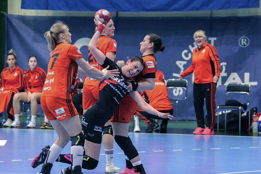 Zagłębie wygrywa z Piotrcovią pohorrorze wkońcówce