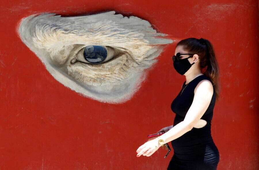 Wykazano związek COVID-19 ze zmianami w oczach