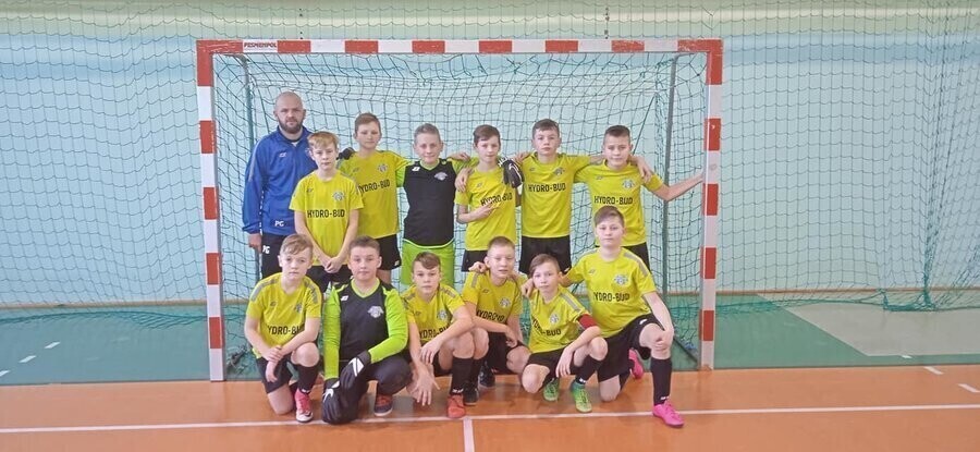 Najmłodsi piłkarze LKS Wola Krzysztoporska zwyciężyli w turnieju