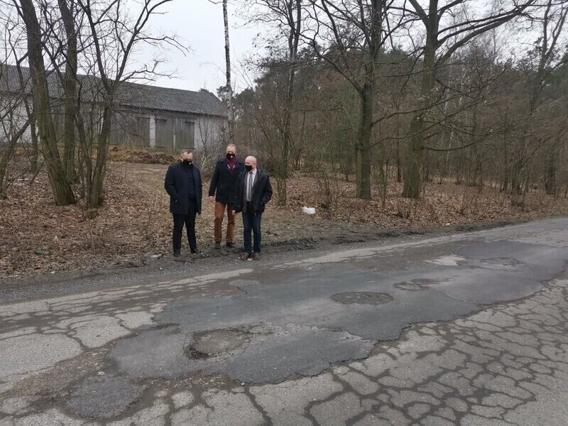 Powiat stworzy specjalny fundusz na odnowę dróg po zimie