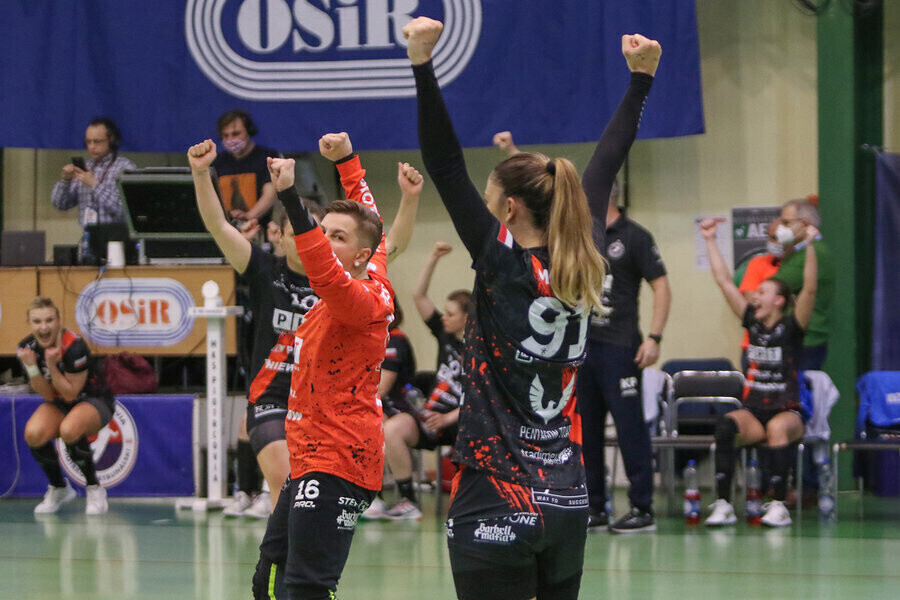 Niedzielny thriller dla Piotrcovii Galeria