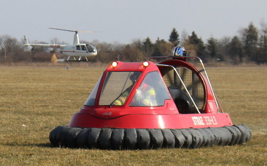 Anaconda na piotrkowskim lotnisku