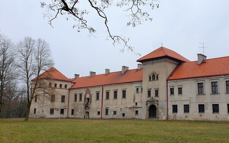 Odkrywamy znane i nieznane Pałac Bykowskich w Piotrkowie