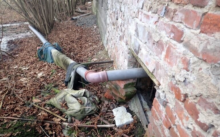 Ścieki prosto do rzeki