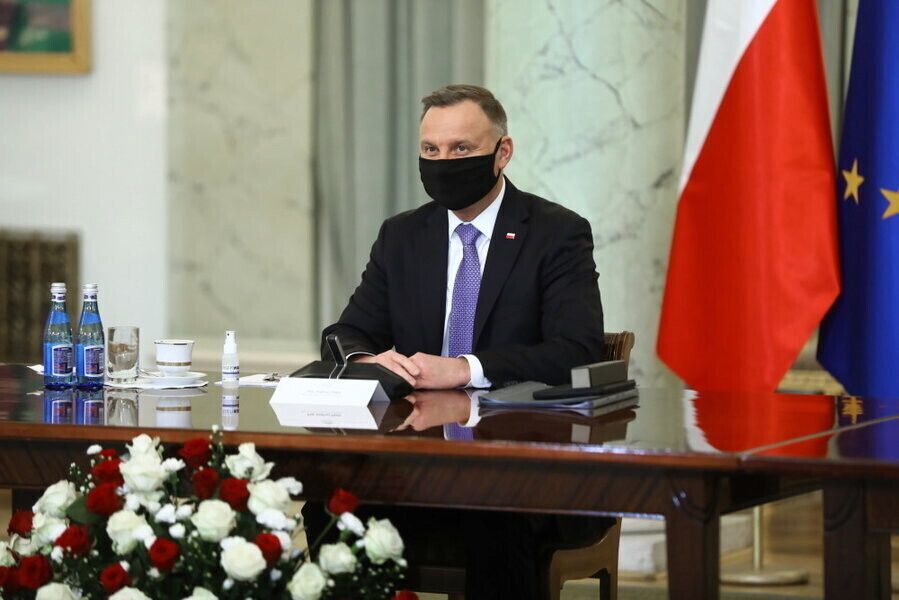 Prezydent nie wykluczam zmiany konstytucji w kontekście wprowadzenia sędziów pokoju