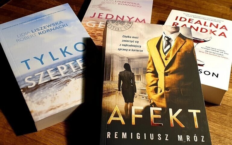 Książka na weekend - nowe przygody Joanny Chyłki i powieści z Bełchatowa