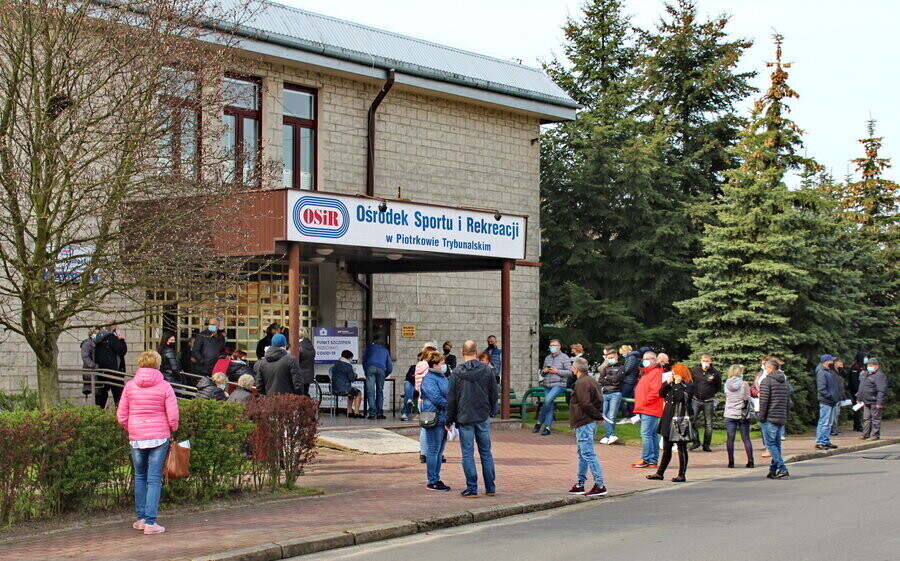 Opóźnienie w dostawie szczepionek do punktu przy Belzackiej