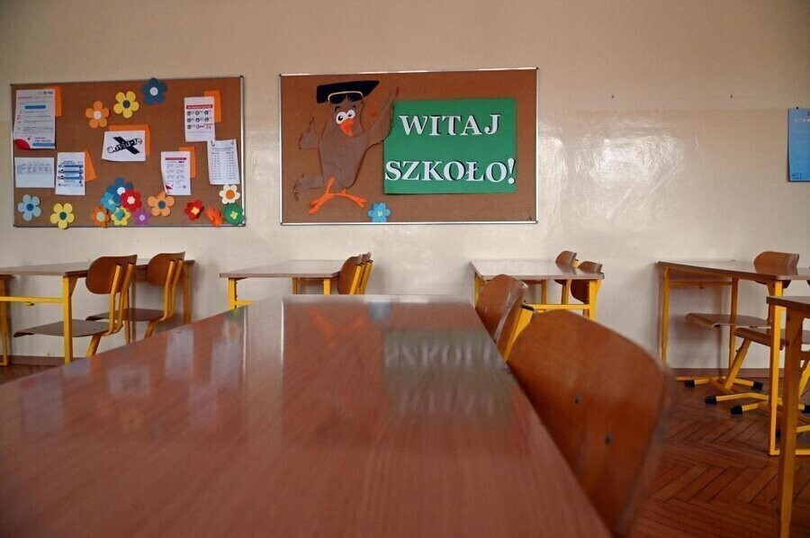 Piontkowski warto aby nauka stacjonarna w szkołach trwała jak najdłużej jeśli pozwolą na to warunki