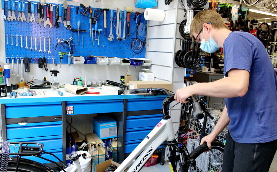 Rower coraz popularniejszy wśród piotrkowian. Jak dobrze rozpocząć sezon