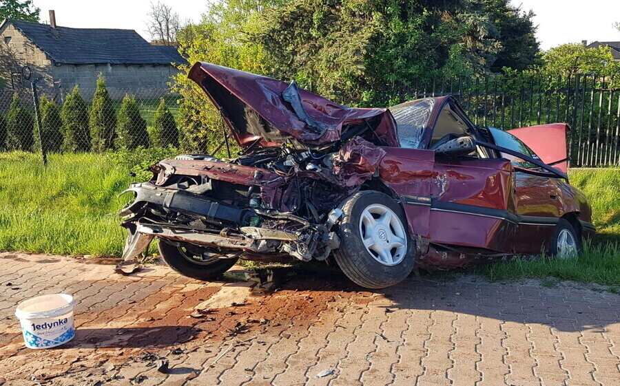 Czołowe zderzenie na DK12