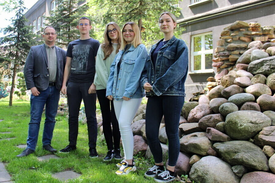 Pokazują historię z innej perspektywy. Pod lupę wzięli m. in. ZOMO i milicję