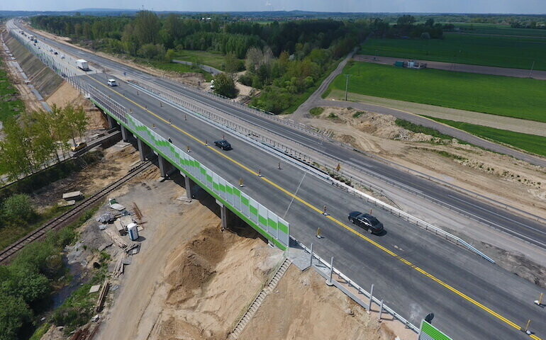 Zmiany na budowanej A1. Znikną ronda w Jeżowie