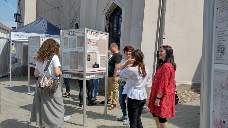 Archiwiści edukowali i opowiadali o swojej pracy