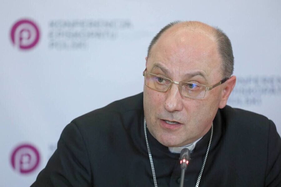 Prymas zwracam się do osób skrzywdzonych i zgorszonych złem w Kościele prosząc o przebaczenie