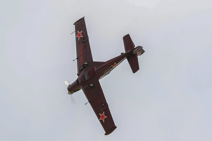 Pierwsi uczestnicy pokazów lotniczych trenowali na piotrkowskim niebie