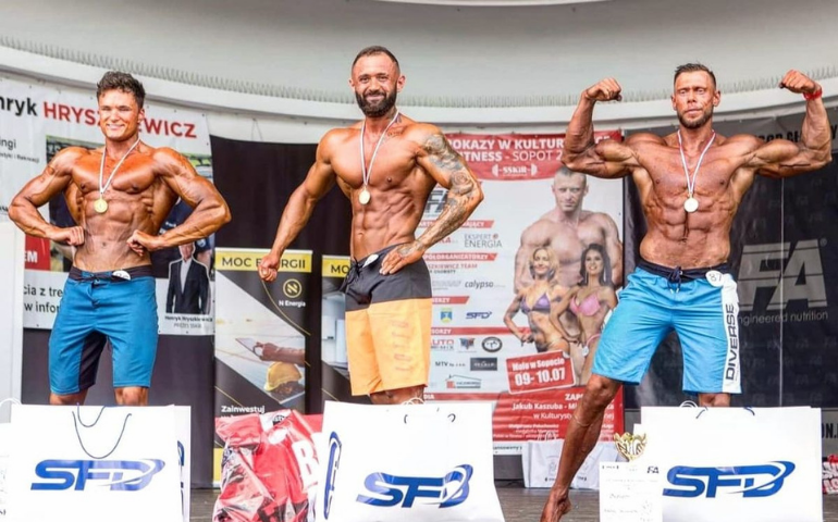 Piotrkowski kulturysta odniósł podwójne zwycięstwo w Sopocie